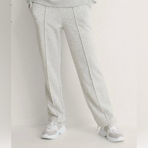 Danskin women’s white size XL pants